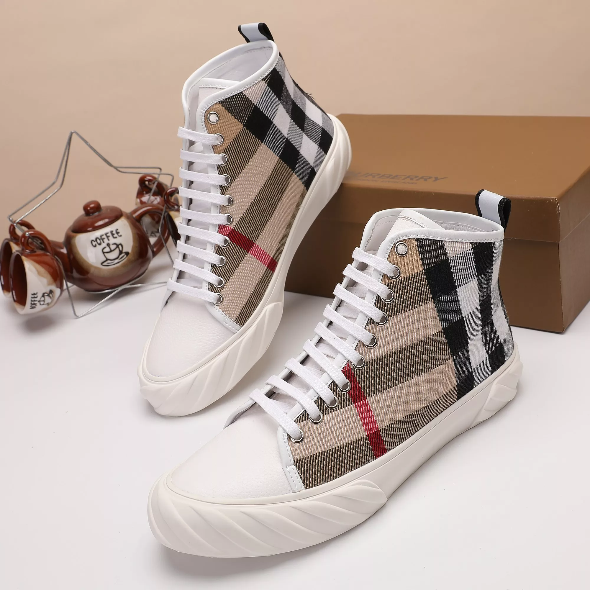 burberry high tops chaussures pour homme s_12740611